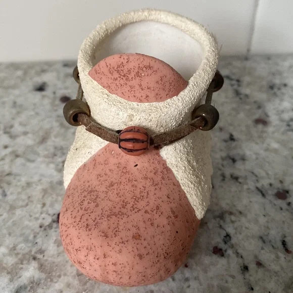 Ceramic bootie - Picture 2 of 2